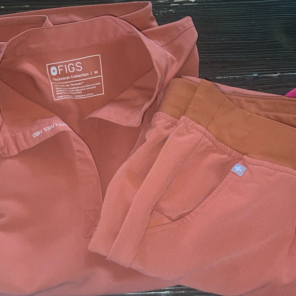 Figs scrubs Terracotta